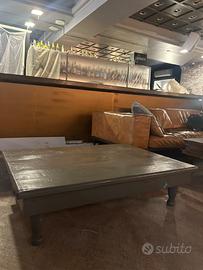 Tavolino quadrato in legno verniciato