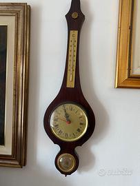 Orologio antico con igrometro e termometro