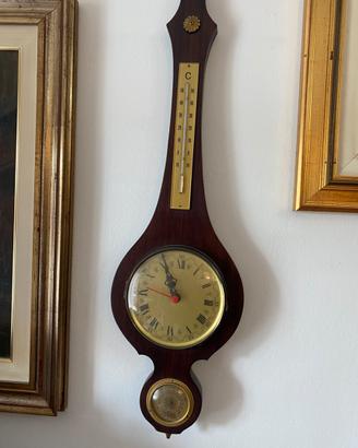 Orologio antico con igrometro e termometro
