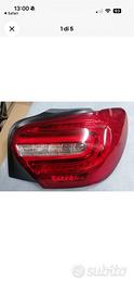 Faro posteriore mercedes  classe a w176