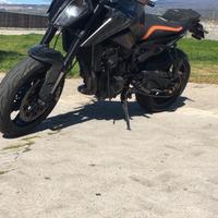 Ktm duke 790