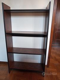 Libreria Ikea in radica scura 