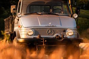 Unimog 406 
