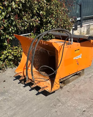 A188 - Frantumatore a mascelle per minipala