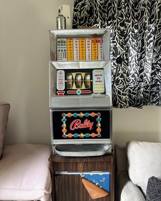 Slot machine vintage