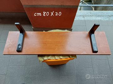 Mensola legno  marrone.