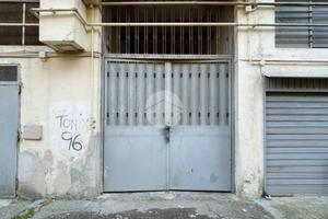 BOX A CASTELLAMMARE DI STABIA