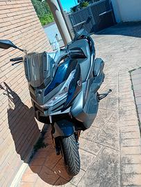 Voge SR4 appena tagliandato