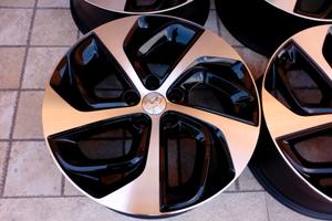 CERCHI 19 ORIGINALI HYUNDAI COD:2288