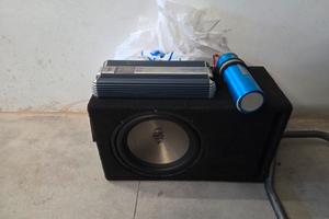 Subwoofer con Amplificatore 