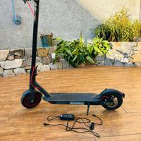 Monopattino Xiaomi Mi Scooter Essential Pro 2
