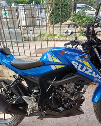moto suzuki gsx s125 a 10€ contrattabili.