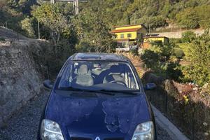 renault megane scenic anno 2002