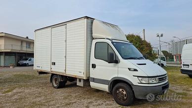 Iveco Daily 3.0 Tdi - Furgonato -