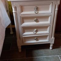 Comodini shabby chic