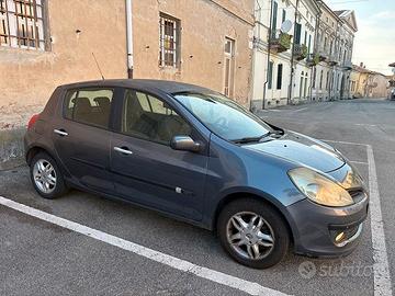 Renault Clio del 2005