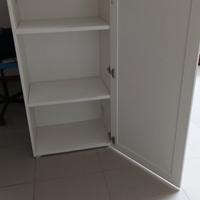 Mobiletto IKEA con ripiani