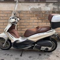 Piaggio Beverly 300 bianco perla
