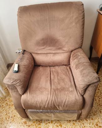 Poltrona elettrica Natuzzi /Divani e divani