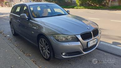 BMW 318d touring autom.