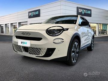 FIAT 600 1.2 Hybrid 110cv La Prima
