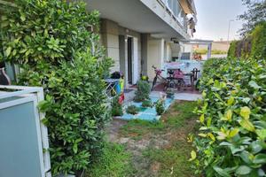 Appartamento di 80 m² con 2 locali e box auto a Ce