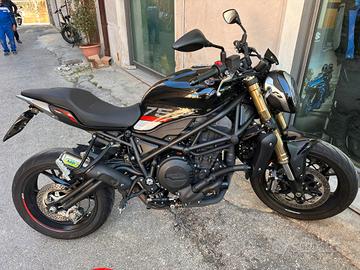 Benelli 752 S full