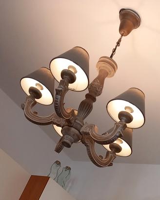 Lampadario con paralumi in tessuto