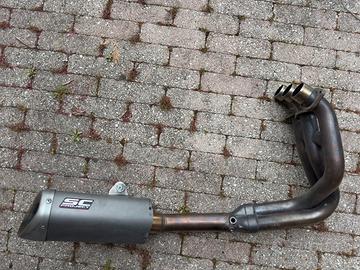 Scarico basso triumph 675