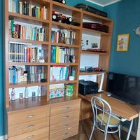 Librerie con cassettiera+scrivania +sedia