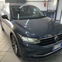 VOLKSWAGEN Tiguan 2.0 TDI 150 CV SCR DSG Life