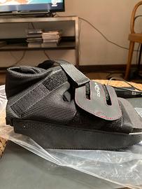 Scarpa per scarico tallone