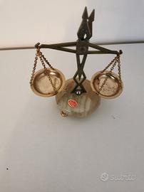 Bilancia Decorativa in Onice Vintage 
