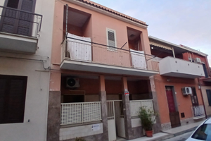 Vendita casa,piano terra più primo piano