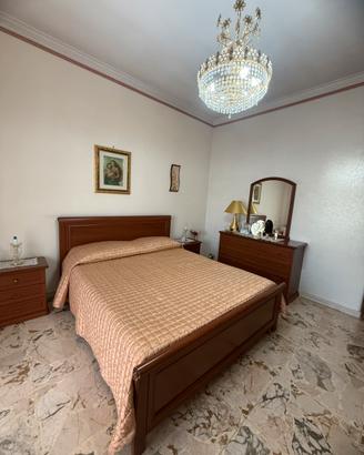 Camera da letto completa con materasso in memory