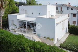 VILLA SINGOLA A ROSETO DEGLI ABRUZZI