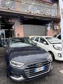 AUDI A4 Avant 35 TDI/163 CV S tronic