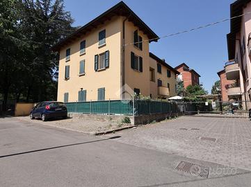 2 LOCALI A REGGIO NELL'EMILIA