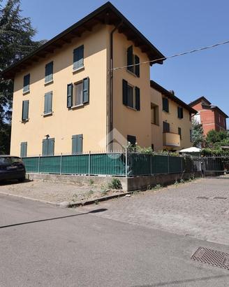 2 LOCALI A REGGIO NELL'EMILIA