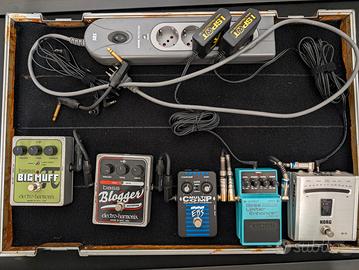 Effetti basso EHX EBS Boss Korg + RockCase