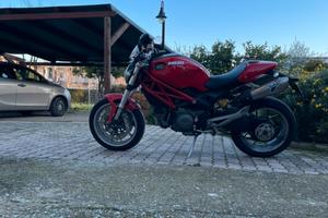 Ducati monster 1100