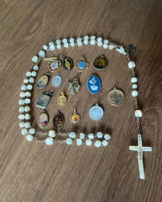 Rosario con medagliette sacre Religiose