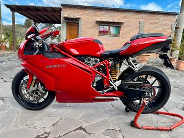 Ducati 999 Testastretta