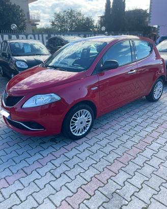 Lancia Ypsilon 1.2 69 CV 5 porte GPL Ecochic Gold
