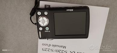 Nikon Coolpix S220/S225 con fotocamera digitale 