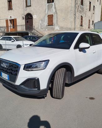 Audi Q2 35 TDI quattro S tronic Business