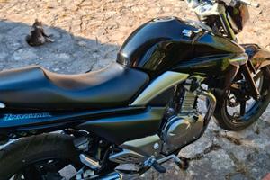 Suzuki Inazuma 250
