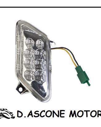 Freccia Anteriore sx XMax 125 250 with led