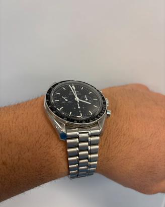 Omega speedmaster Zaffiro 2023