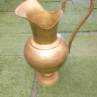 Anfora in autentico rame bianco.